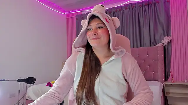 Dani_Gwyneth's cam snapshot