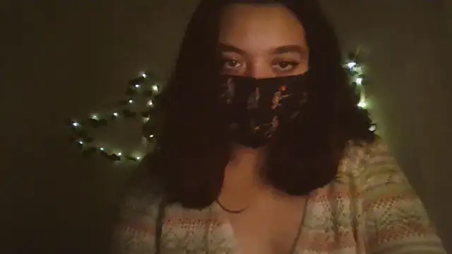 Lunablushh's cam snapshot