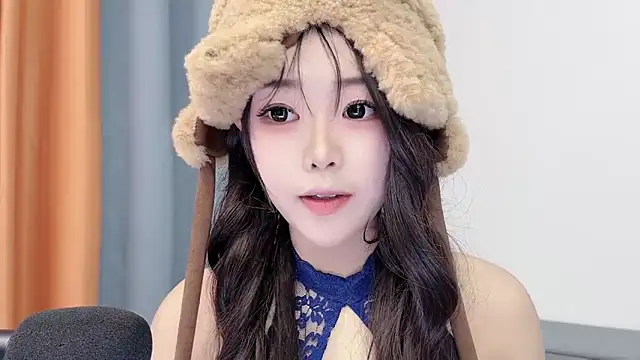 smalldaisy's cam snapshot