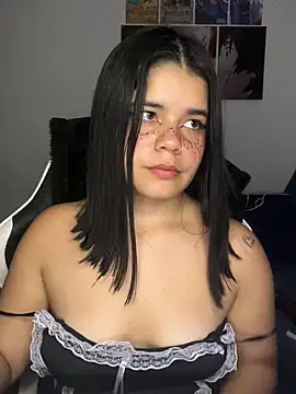 2Angela_'s cam snapshot