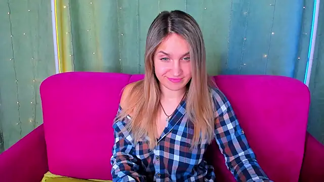 Milka_Blond's cam snapshot