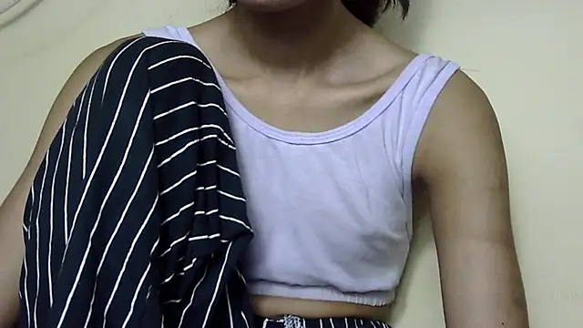 Anu_tiny's cam snapshot