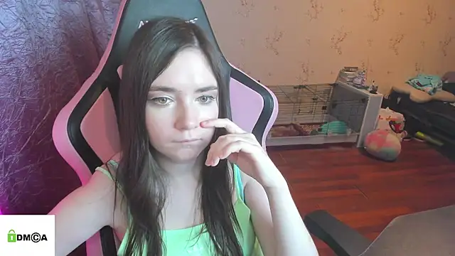 Crazy_forest_fairy's cam snapshot