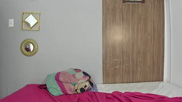 couple_hotfox's cam snapshot