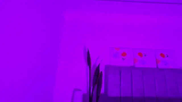 Lucy_Carson_'s cam snapshot