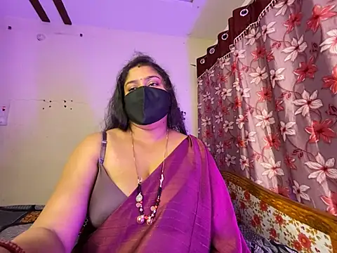 LouleyRanii's cam snapshot