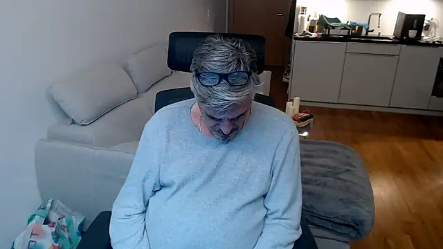 Budapest1958 live sex cam