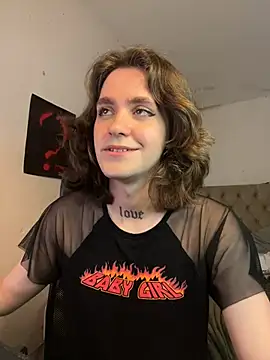 MarcelineVamp live sex cam