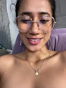 KaitlynLoveCam live sex cam