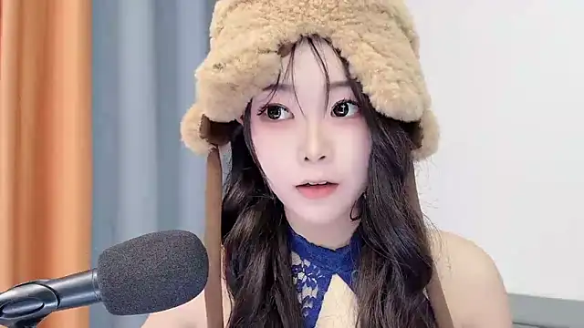 smalldaisy's cam snapshot