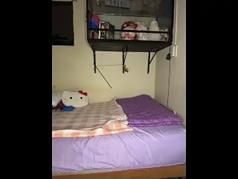 kittyhotgirl-21's cam snapshot