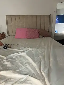 Roxanne_08's cam snapshot