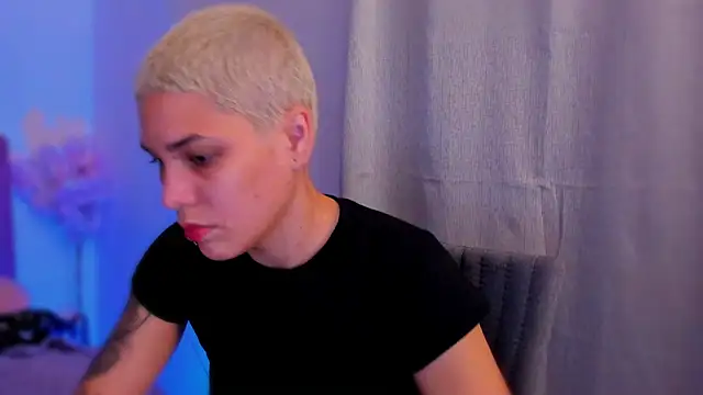 Charlee_pink's cam snapshot