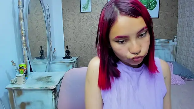 Megane_whitte's cam snapshot