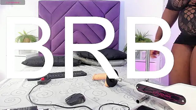 Meeganfoox's cam snapshot