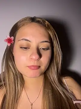 Lilaa2305's cam snapshot