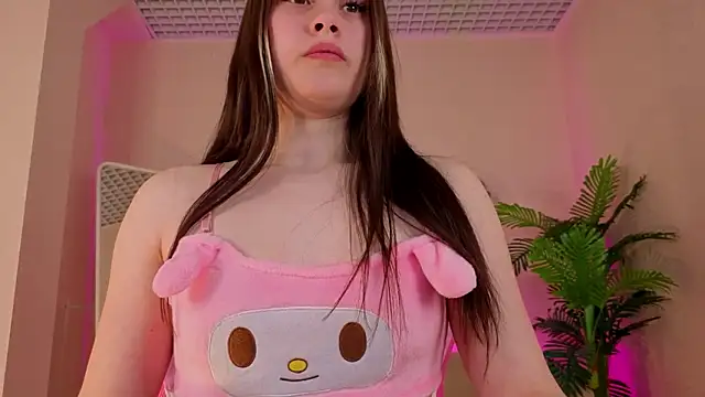 EmilyBridget's cam snapshot