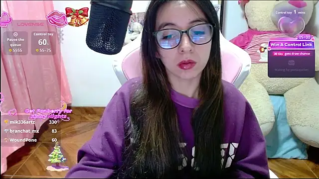 Maggie_Fox3's cam snapshot