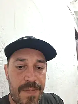 linahotlatina's cam snapshot