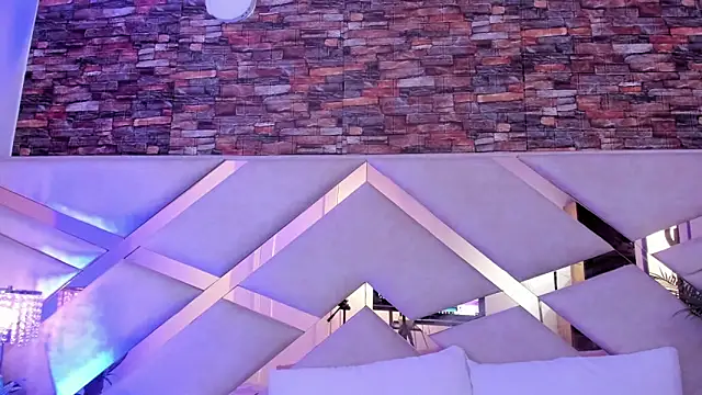 sophie_pariss's cam snapshot