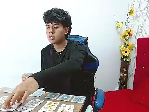 Valentino_Lane live sex cam