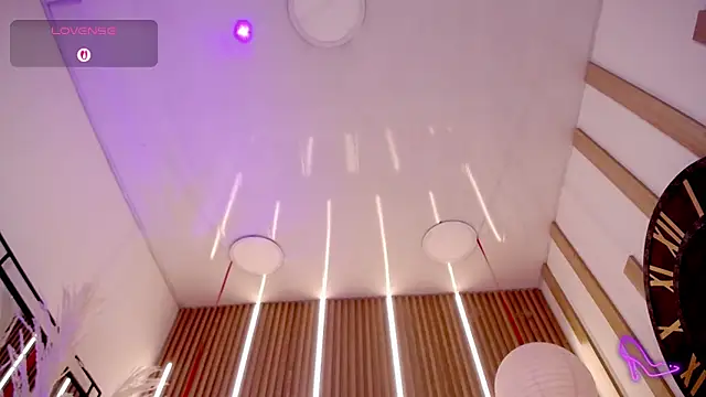 MylaDreams live sex cam