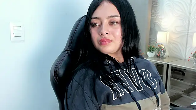 baby_naomy's cam snapshot