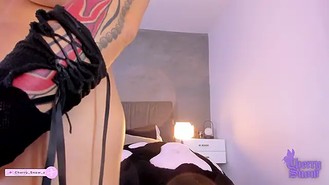 _cherrysnow live sex cam