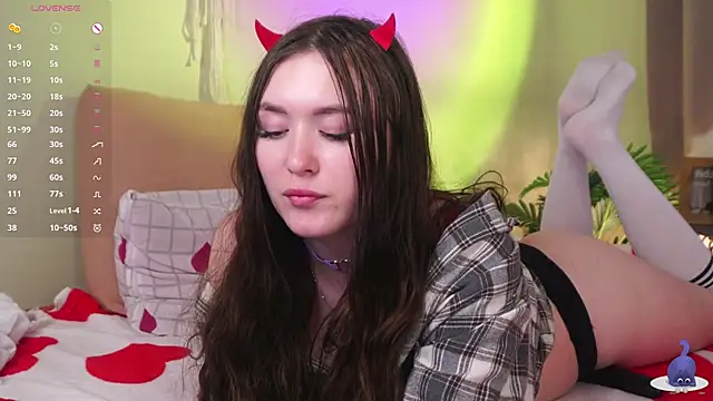 AlinaOrf live sex cam