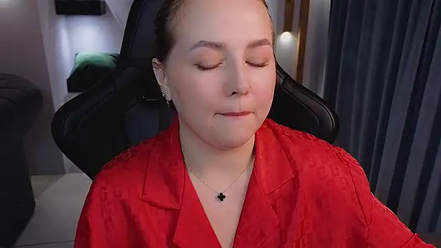 Mira_Mermayd's cam snapshot