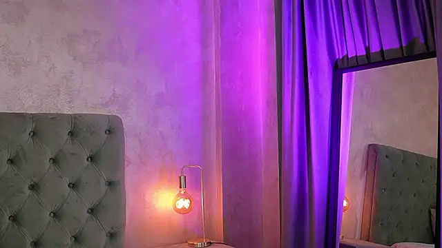 LucyWilow's cam snapshot