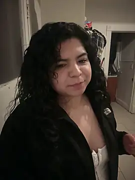 kimmiakiss22's cam snapshot