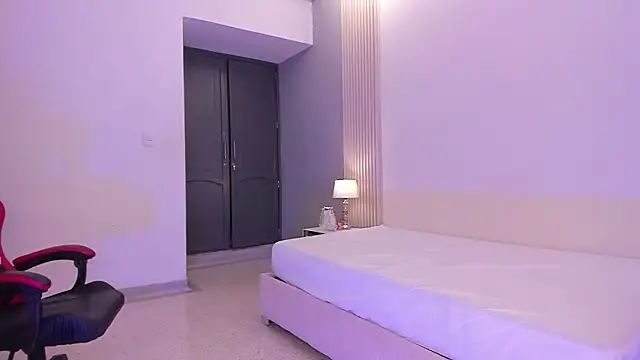 CloeMoon live sex cam