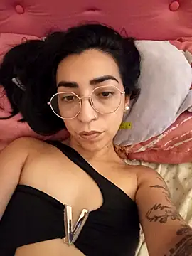 Yani-14 live sex cam