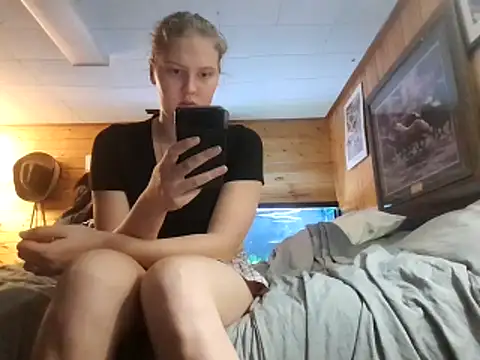 Ryan_and_Aurora live sex cam