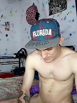 themaykiin18's cam snapshot