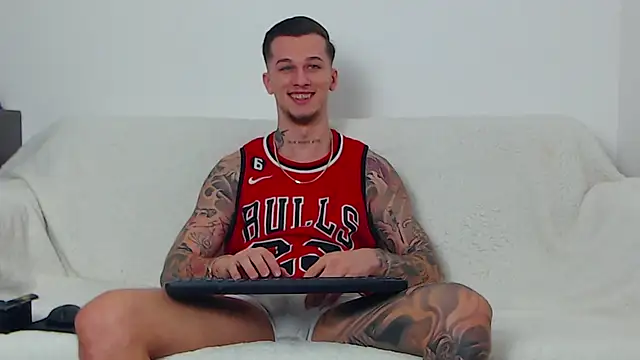 Zzedd's cam snapshot