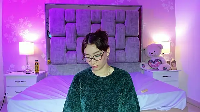 SweetAlana_'s cam snapshot