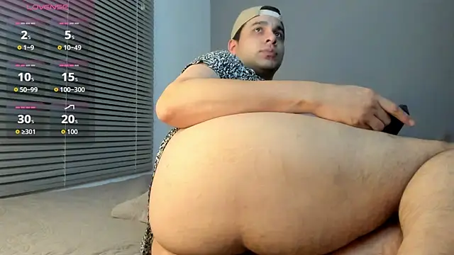 Latin_boy_surprisee live sex cam