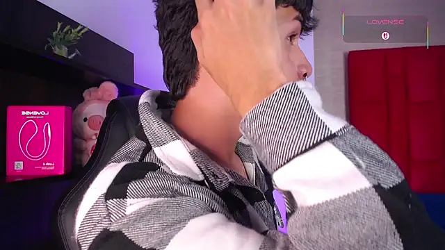 Ezra_Storm's cam snapshot