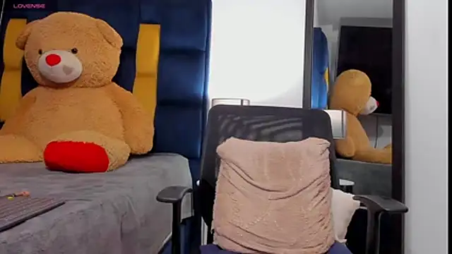 Evan_Storn's cam snapshot