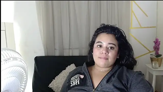 oliviia_cute's cam snapshot