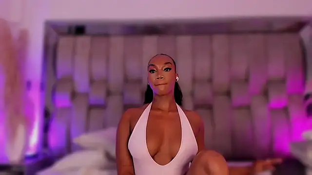 ChaynnaCooper's cam snapshot