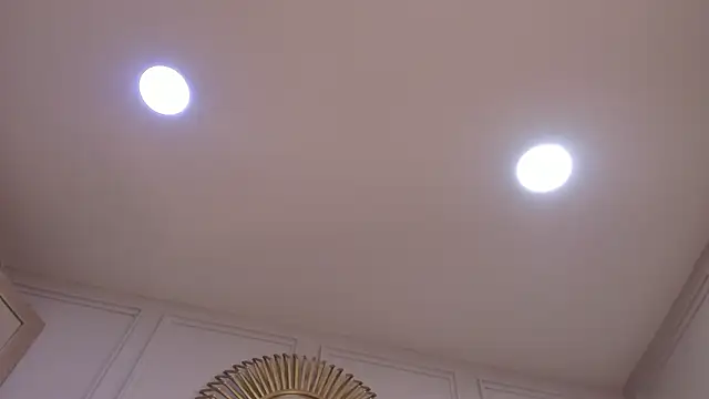 CharlotteBrownn_'s cam snapshot