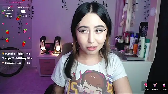 iris_sky's cam snapshot