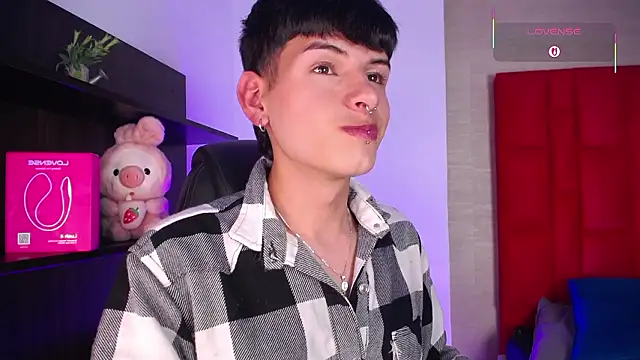 Ezra_Storm's cam snapshot