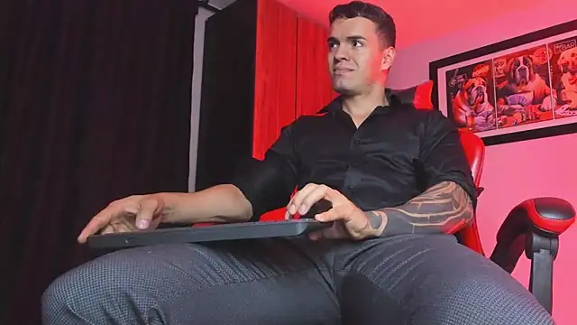 ALPHA_DOMINUS_'s cam snapshot