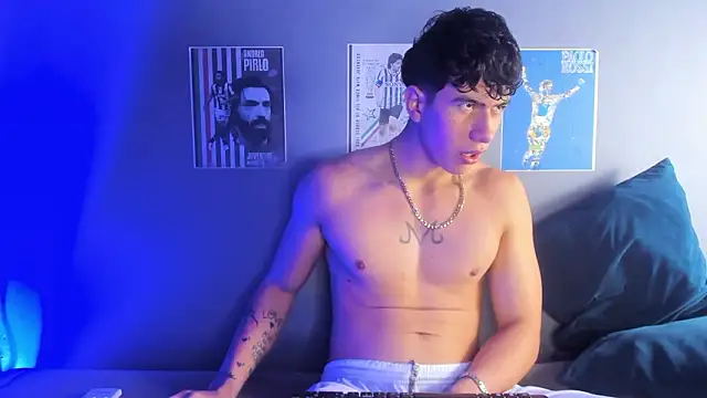 Criss_Adams's cam snapshot