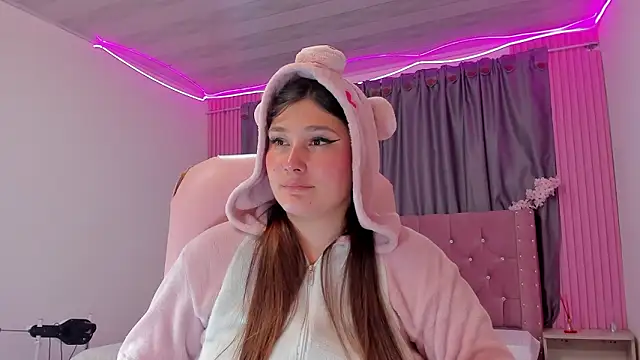 Dani_Gwyneth's cam snapshot