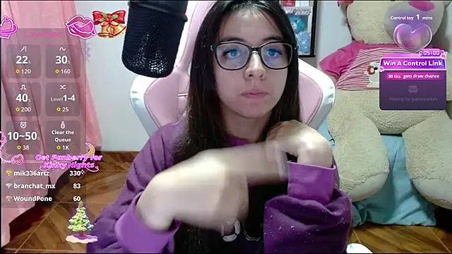 Maggie_Fox3's cam snapshot